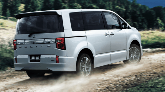 新型デリカd5 アーバンギアとは ベース車との違いや価格差は Car Lab